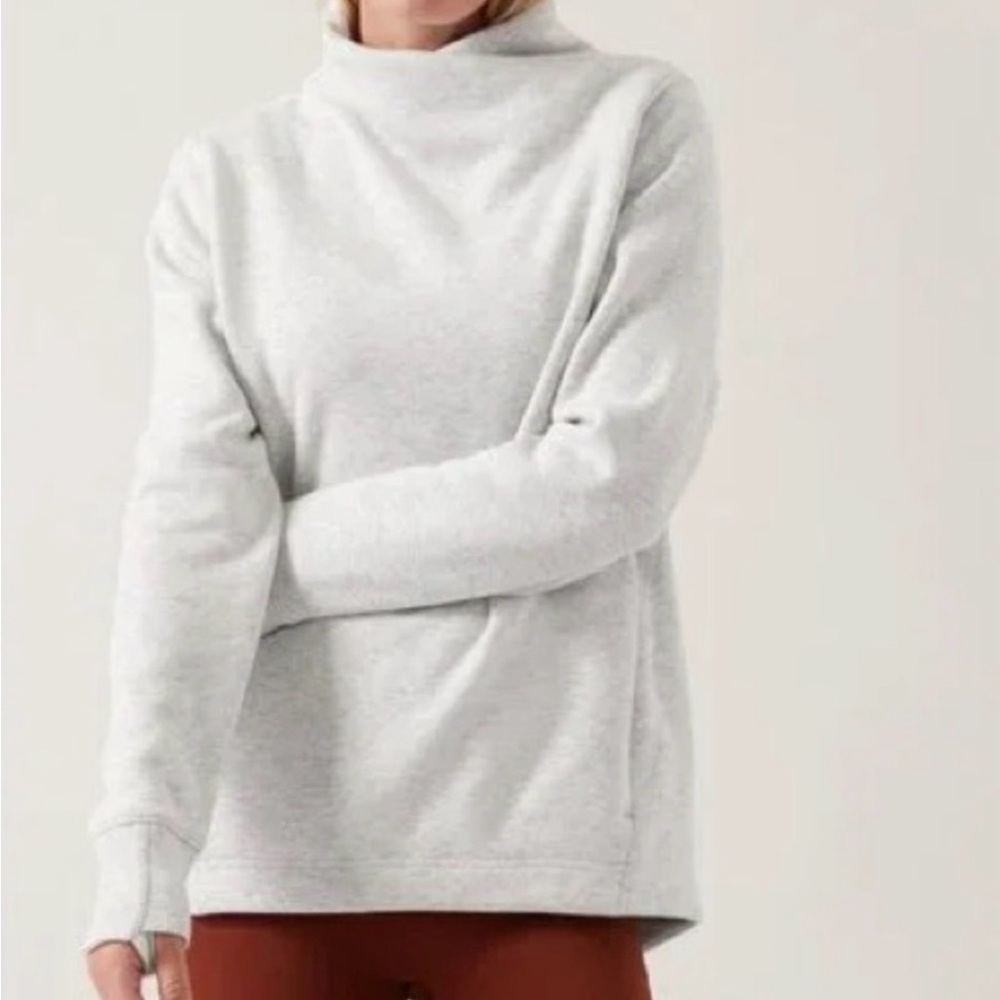 Athleta Cozy Karma Twist Neck Sweatshirt  Soft Heather Cream Thumbholes Medium